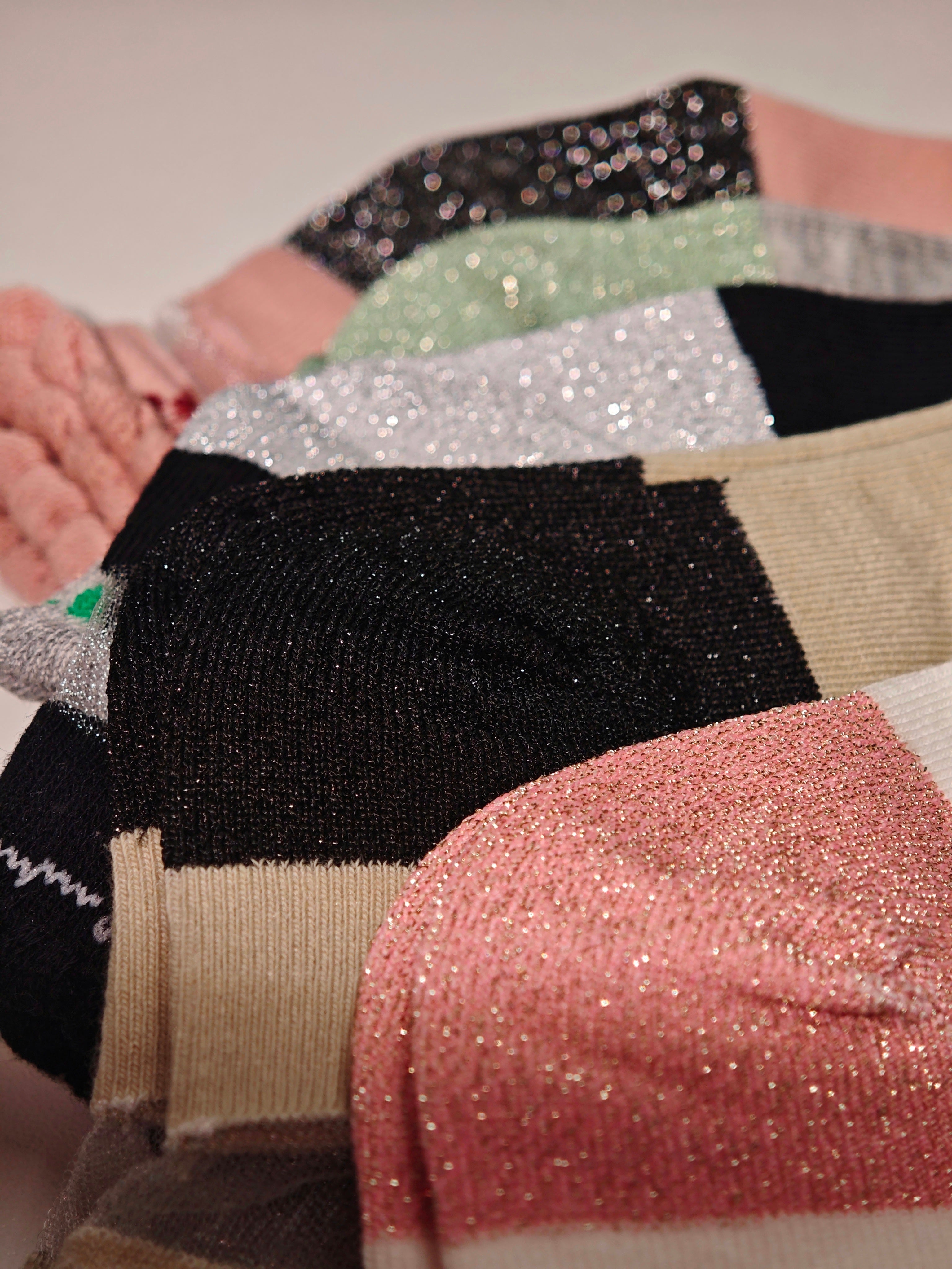 SO&LI - kojinės su tinkleliu