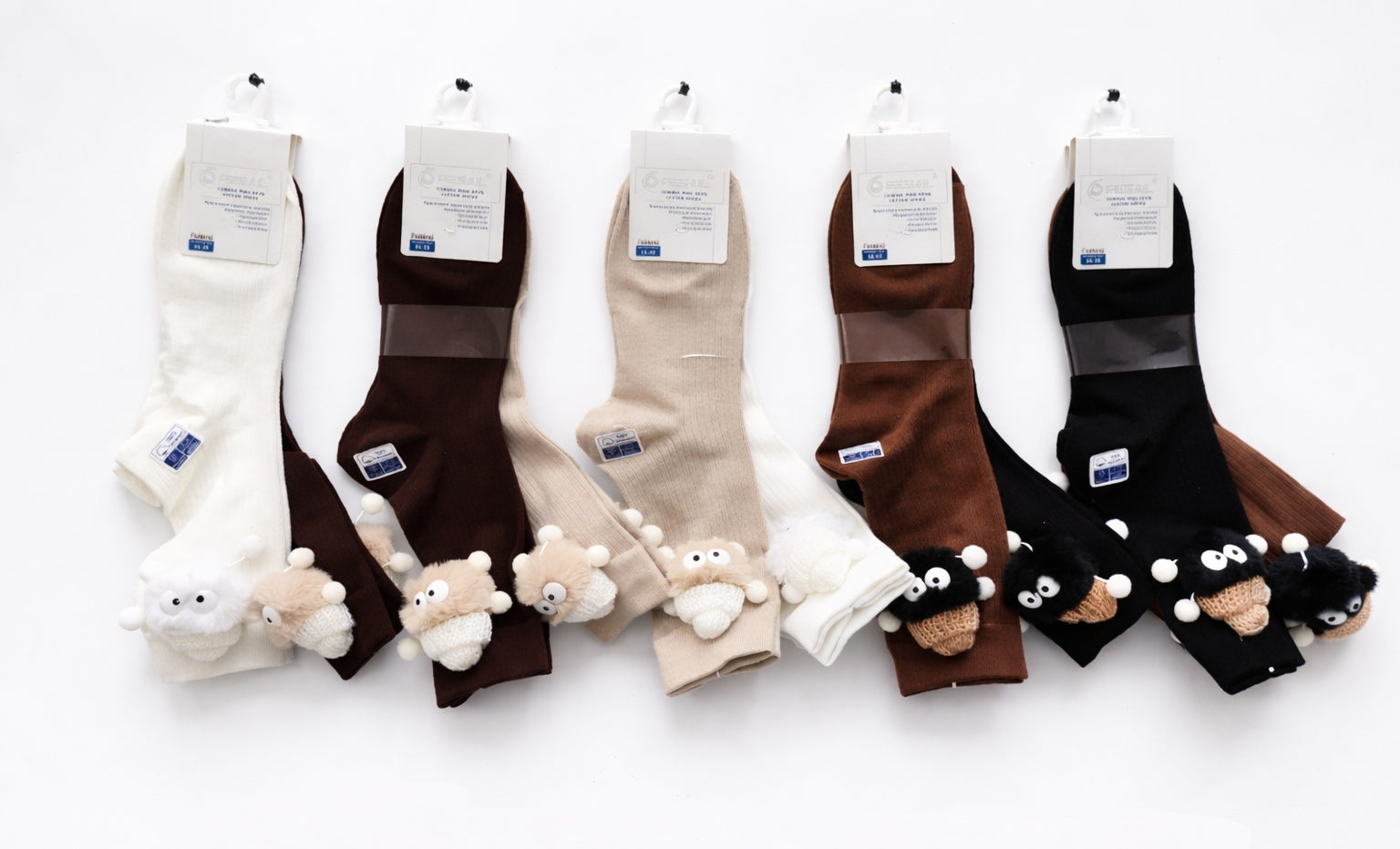 PESAIL - kojinės su dekoru